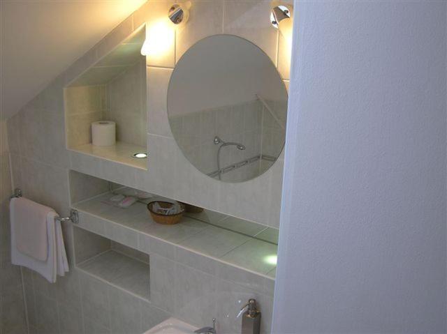 Hotel Vacek Pod Vezi Hradec Králové Exteriör bild